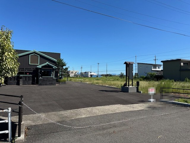 店舗付住宅　外花5丁目の駐車場