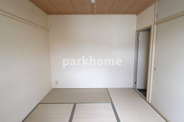 サンビレッジ一ツ橋 A棟の和室|ゆったりとくつろげる和室です