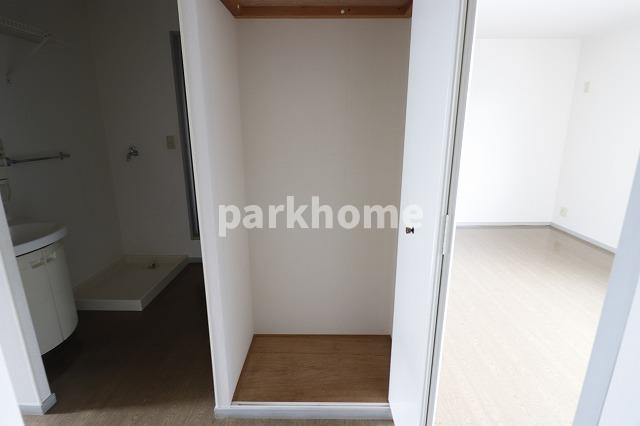 サンビレッジ一ツ橋 A棟の収納|収納スペース豊富です