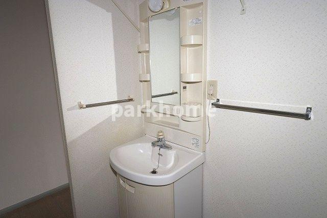 サンビレッジ一ツ橋 A棟の独立洗面台|独立洗面化粧台付き