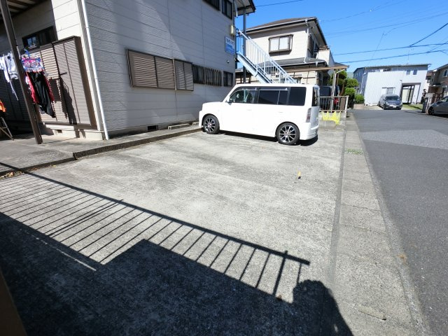 【駐車場】