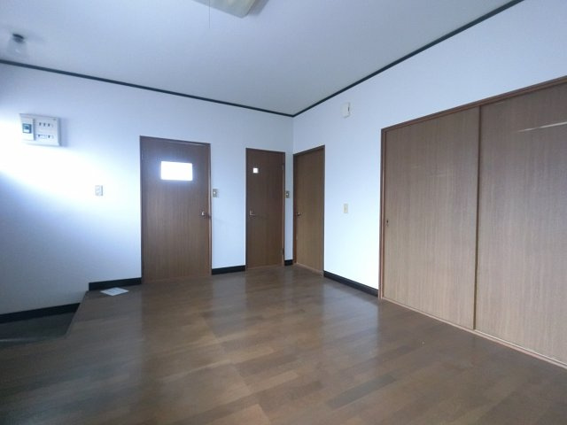 【居間・リビング】