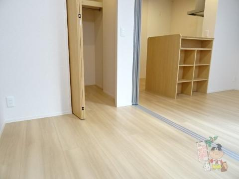 ウィング　Ａの居間・リビング|洋室