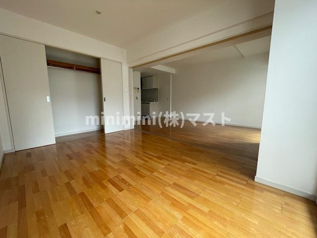 プレサンスＮＥＯ中之島公園の洋室