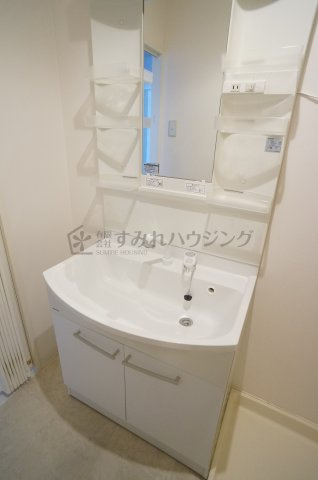 サンハイツ逆瀬川の洗面所