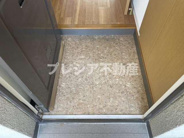 パラツィーナ二見の玄関