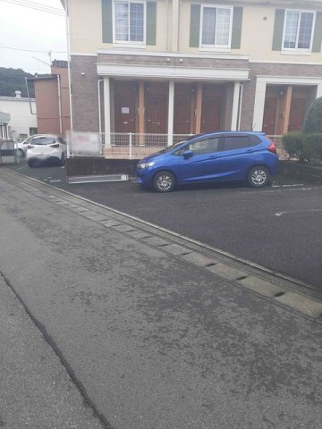 アルモニーの駐車場|駐車スペースもあります☆