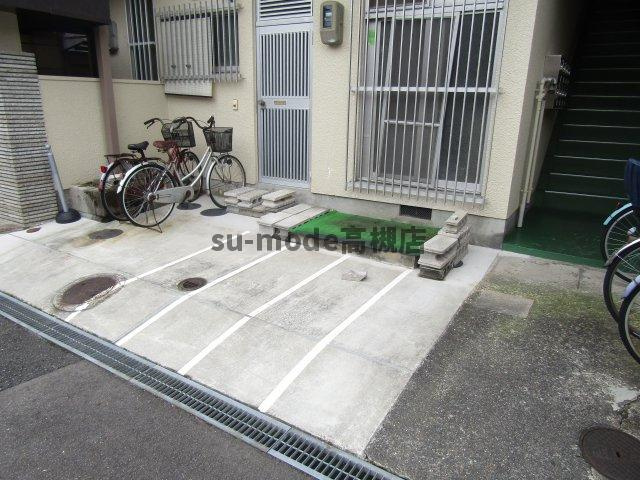 オートリマンションの駐車場