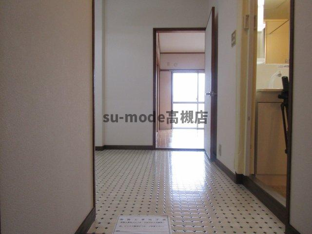オートリマンションの玄関