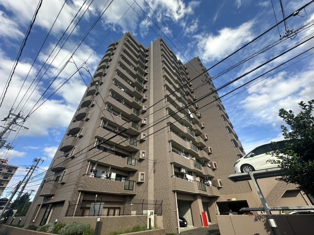 ダイアパレス萩野町の外観