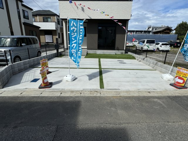 松戸市高塚新田新築戸建（高塚新田Ⅶ）の駐車場|駐車スペース・並列２台駐車可