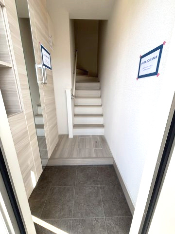 プリムローズヴィラの玄関