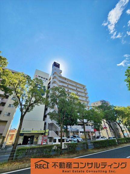 ライオンズマンション王子公園東の外観