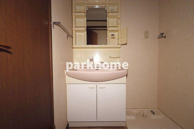 ALLOGGIOの洗面所|広い洗面スペース