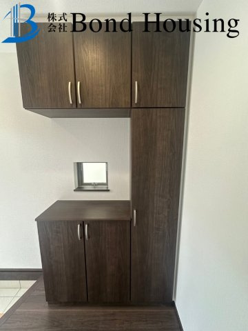 JR朝霧駅バス6分　狩口台2丁目　新築戸建　2号棟の前面道路含む現地写真