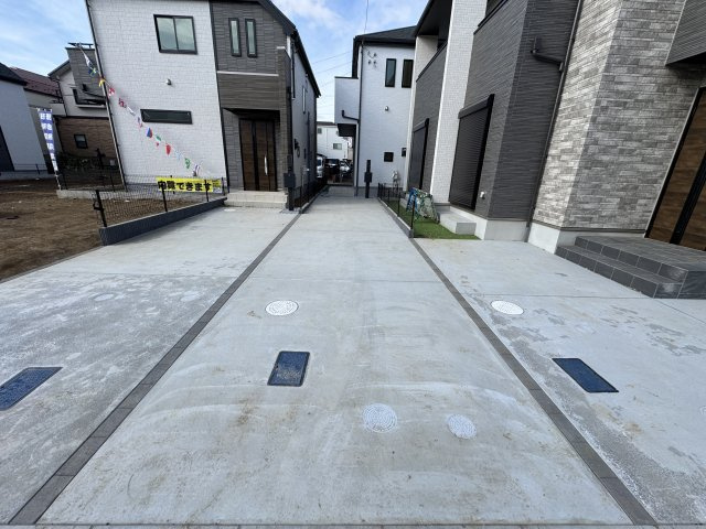 松戸市栄町６丁目新築戸建（栄町23期）の駐車場|A号棟駐車スペース・縦列２台駐車可