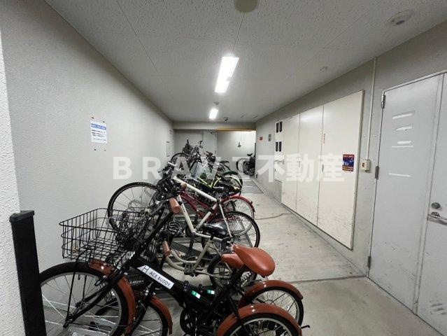 エステムコート心斎橋EAST3エクシード　BRAVI不動産のその他共用部分|【エステムコート心斎橋EAST3エクシード】駐輪場です