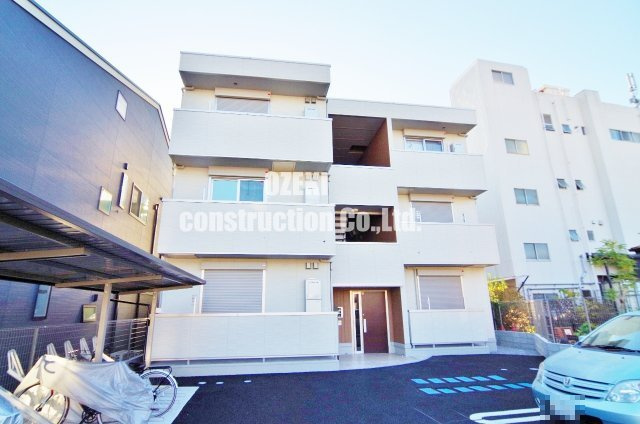 Tスクエア越ヶ谷の外観