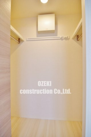 ロイヤルパレスⅢ番館の収納
