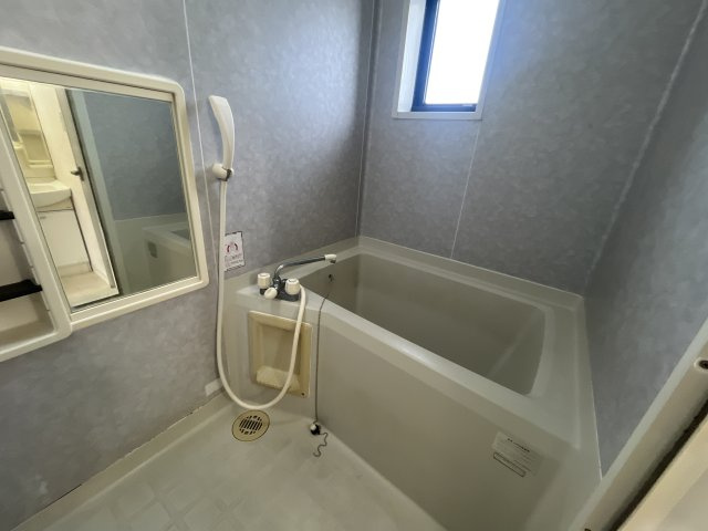 構壱番館Ａ棟の浴室