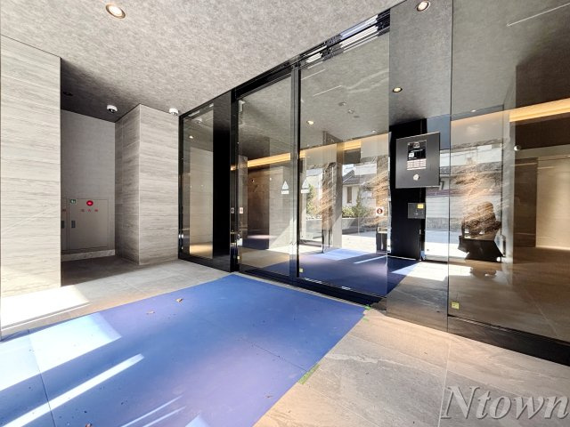 【エントランス】 | S-RESIDENCE名駅NorthⅡ | ゆとりのあるエントランスです