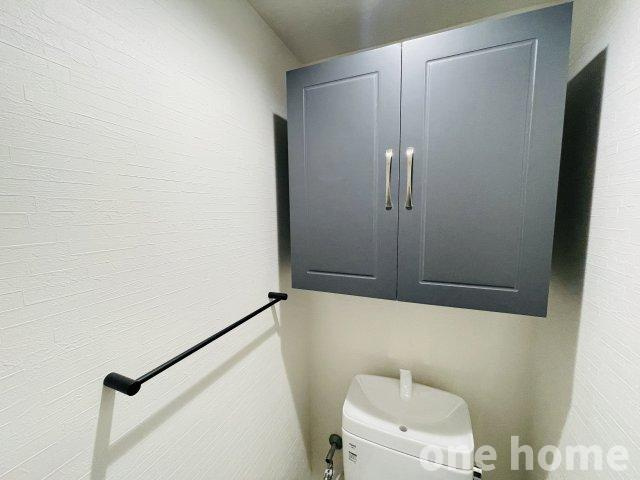 シャンボール第2東三国の収納|◆アンティーク調の収納です♪ 重宝します♪
◆【onehome専任物件】ご内覧予約～ご内覧～物件詳細説明までスムーズです!!
◆土日祝はもちろん、平日夜間のお仕事終わりもご内覧可能!!