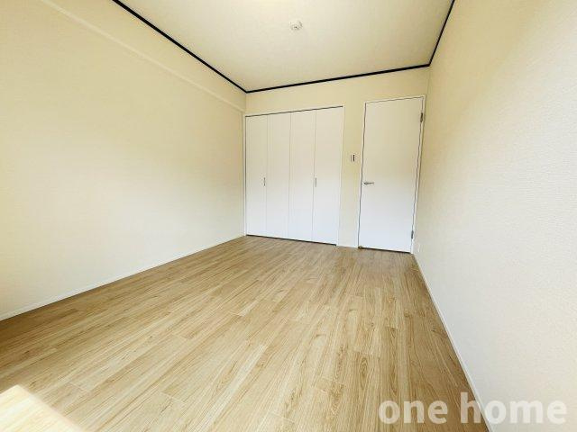 シャンボール第2東三国の洋室|◆6.5帖洋室別角度です♪ クローゼット完備!!
◆【onehome専任物件】ご内覧予約～ご内覧～物件詳細説明までスムーズです!!
◆土日祝はもちろん、平日夜間のお仕事終わりもご内覧可能!!