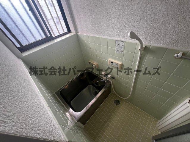 長尾東町3丁目テラスの浴室|コンパクトで使いやすいお風呂です