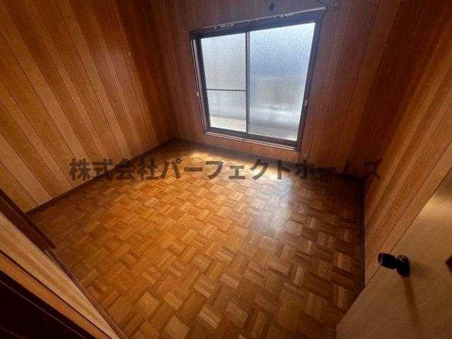 長尾東町3丁目テラスの洋室|スタンダードな洋室です