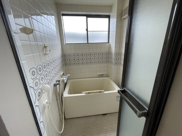 班目グリーンハイツの浴室