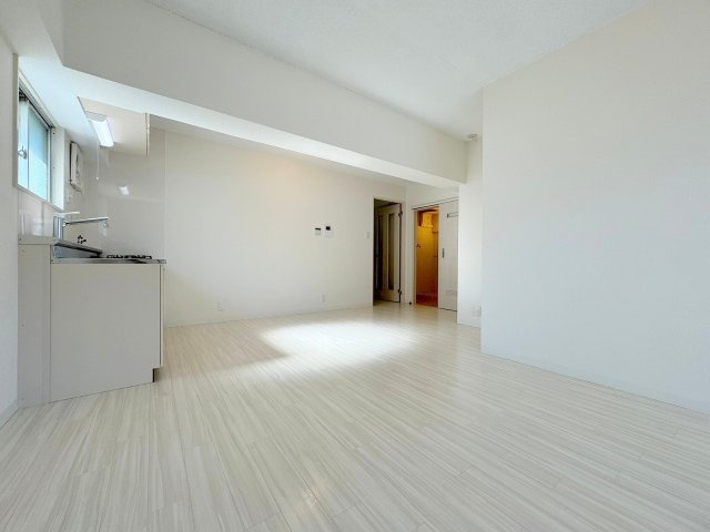 三番グリーンハイツの居間・リビング