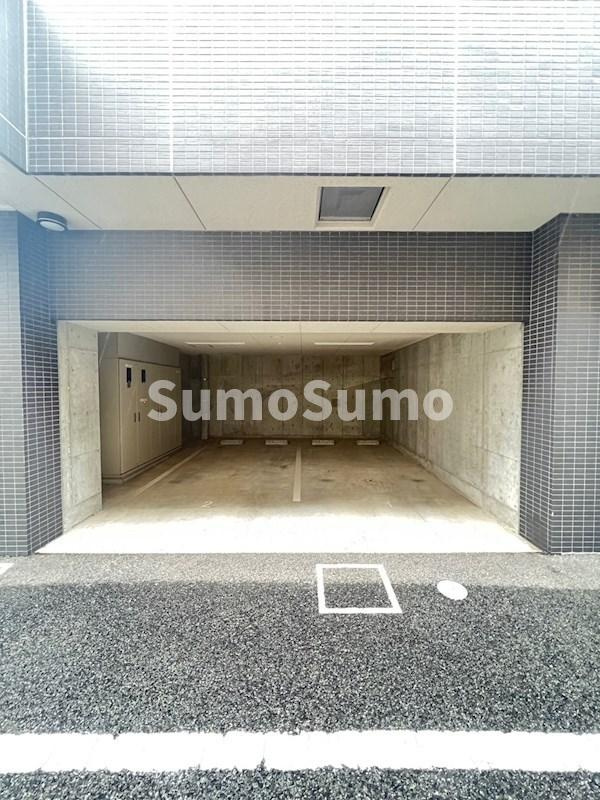 神戸市兵庫区門口町の賃貸マンションの駐車場|駐車スペースもあります
