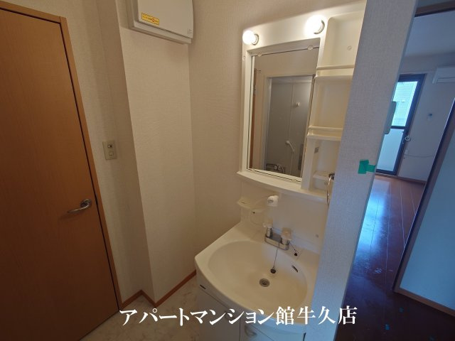 シャルマンの独立洗面台|洗髪洗面化粧台