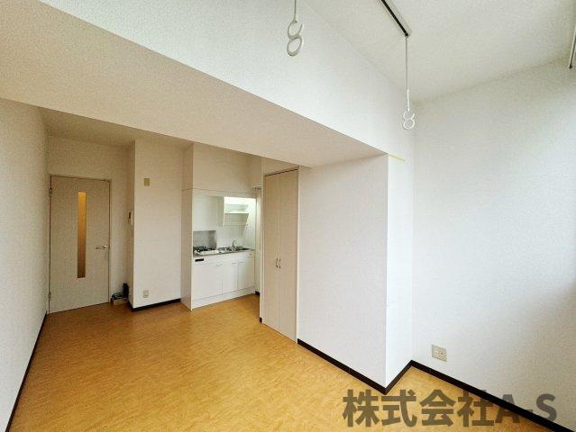 Ｍ’sマンションの居間・リビング|同間取り画像使用
実際のお部屋と色などが異なる場合がございます。