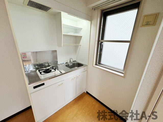 Ｍ’sマンションのキッチン|同間取り画像使用
実際のお部屋と色などが異なる場合がございます。