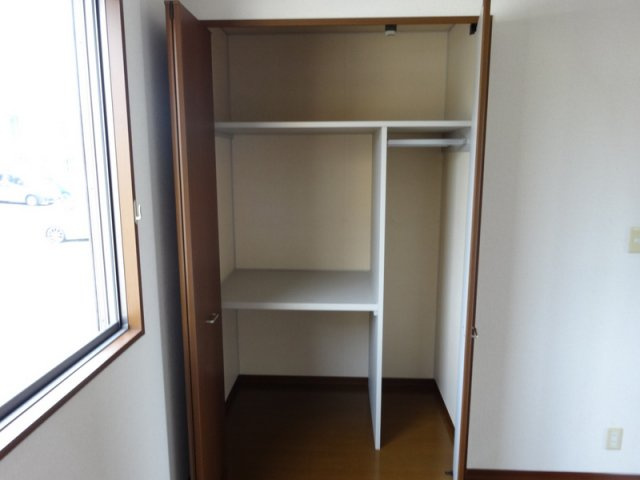 シャーメゾン志保B棟の収納