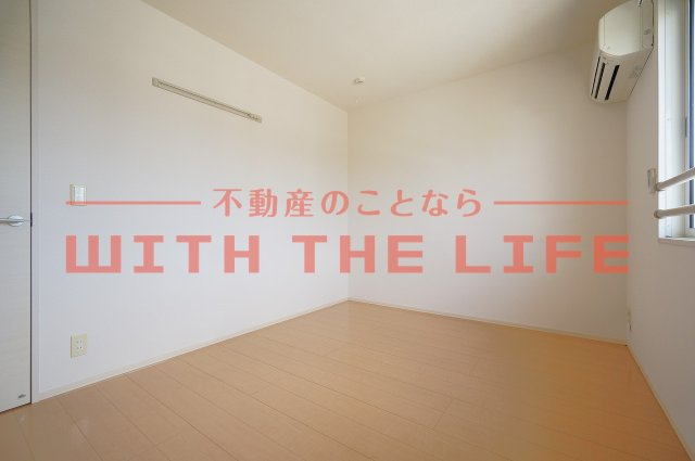 ディアマーレ【10，000円キャッシュバック対象物件】の寝室|開放的な寝室です