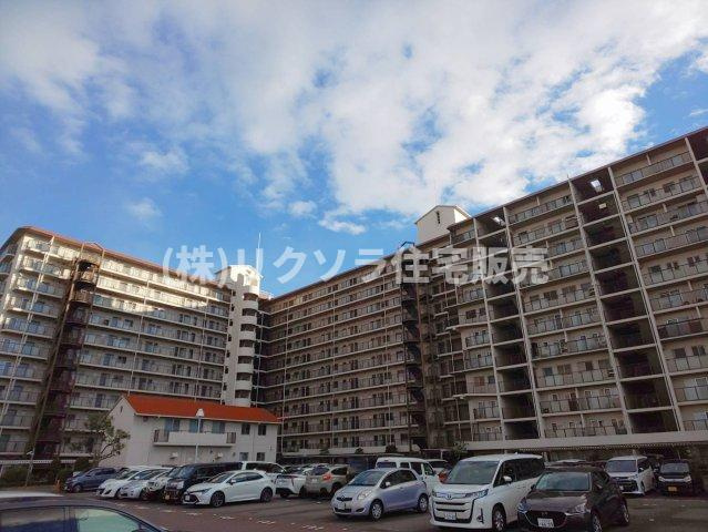 ローズハイツ香里園の外観|新しい生活にいかがでしょうか？外観はお住まいの顔になります。こだわりたいポイントですね。水回りリフォームやリノベーションも承ってます。
■現地見学・資金計画相談・住宅ローン相談もお問合せ受付中■