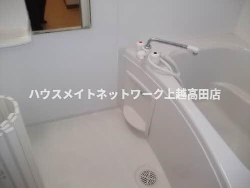 セゾンプリマベーラの浴室|浴室
