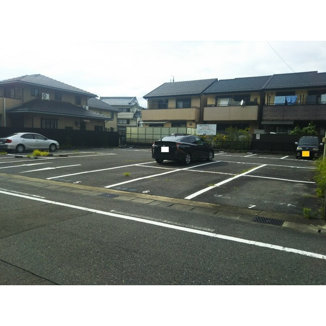 岐阜市五反田町の駐車場の外観