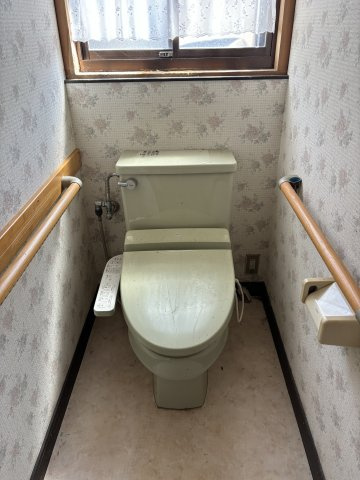 荒川戸建のトイレ|清潔感のあるトイレです