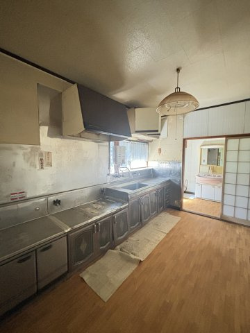 荒川戸建のキッチン|使いやすいキッチンです