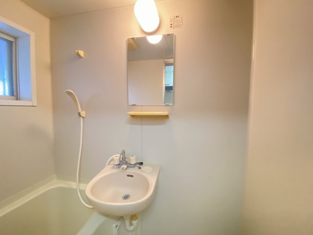 第一和良比ハイツの洗面所|※別部屋参考写真
