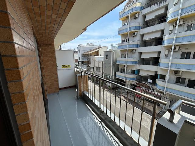 ダイアパレス大川筋のバルコニー