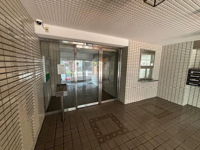 ダイアパレス大川筋のエントランス