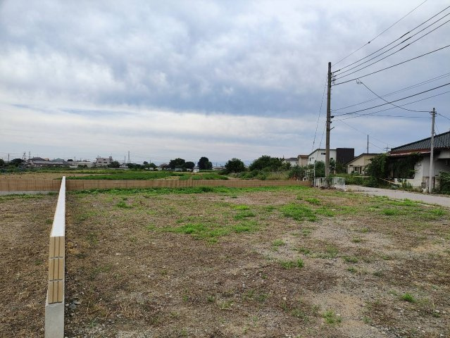 東小保方町分譲地の外観