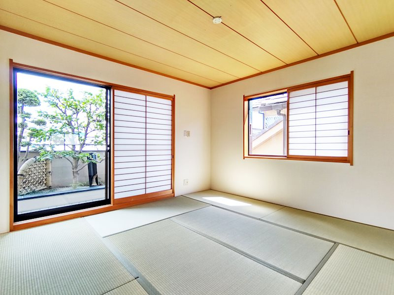 西宮市若草町2丁目戸建の和室