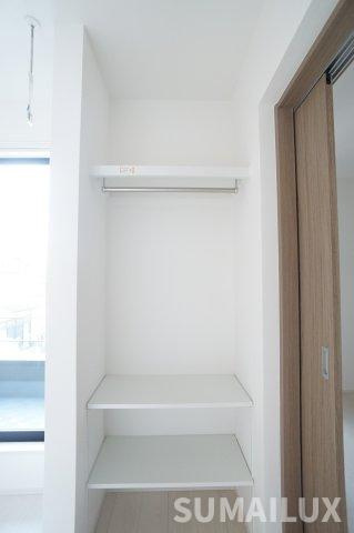 合志市須屋のアパートの収納