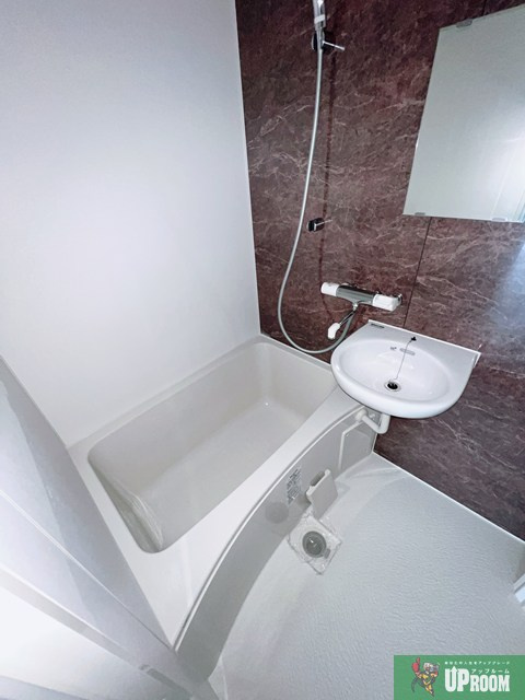 ルビービルの居間・リビング