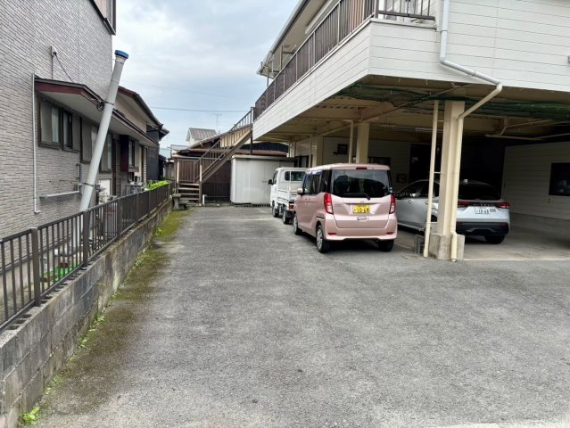 上庄戸建ての駐車場